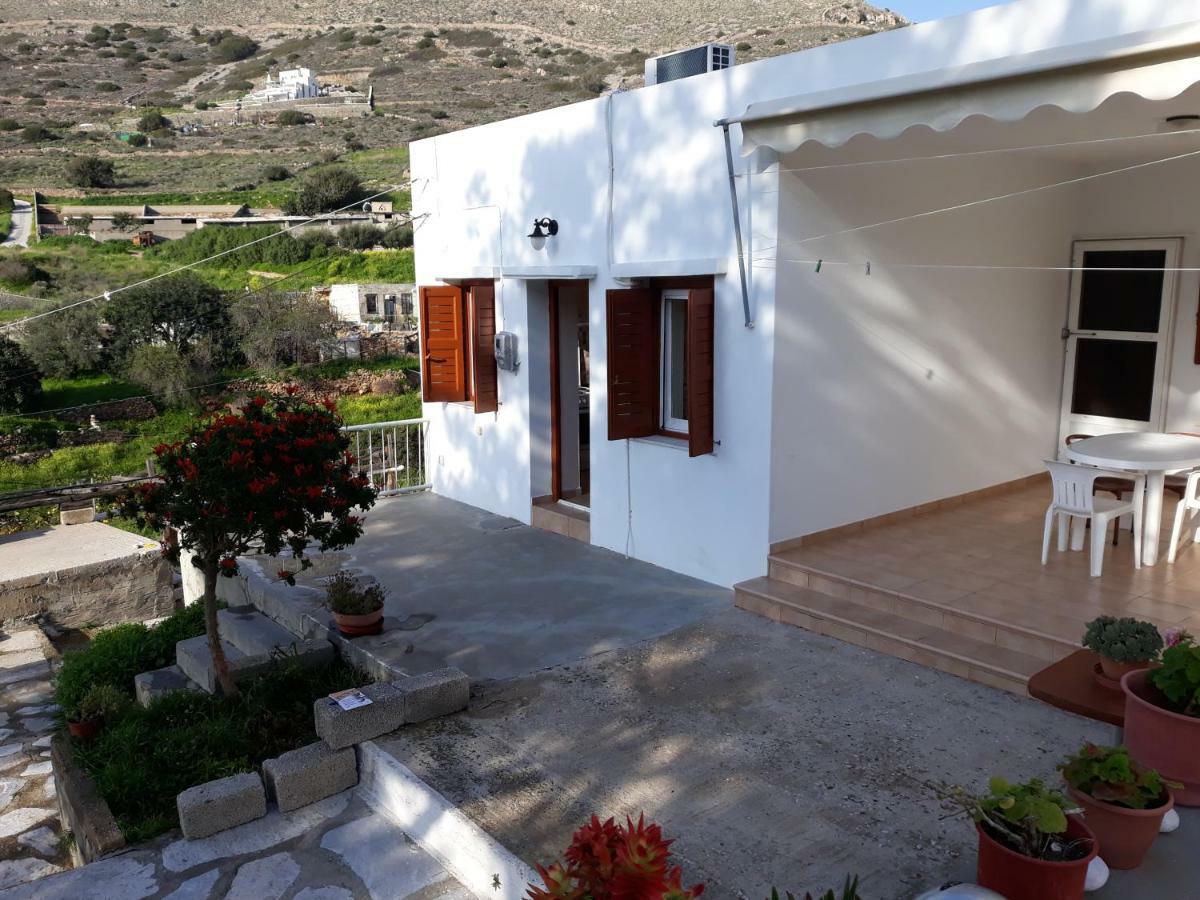 Maria Guesthouse Kini Exterior foto